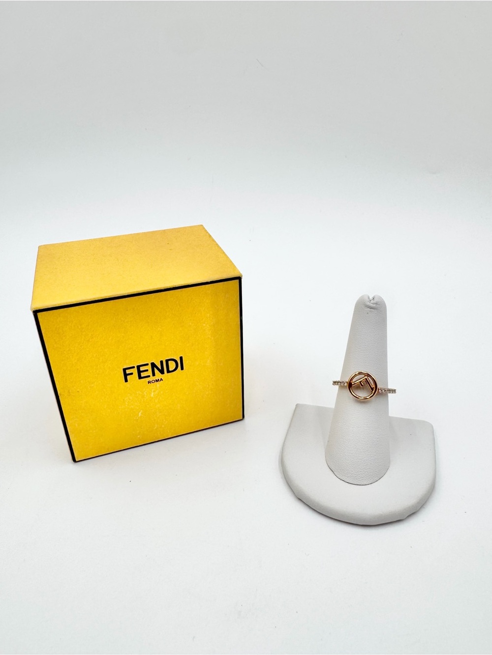 FENDI F is Fendi Ring - M